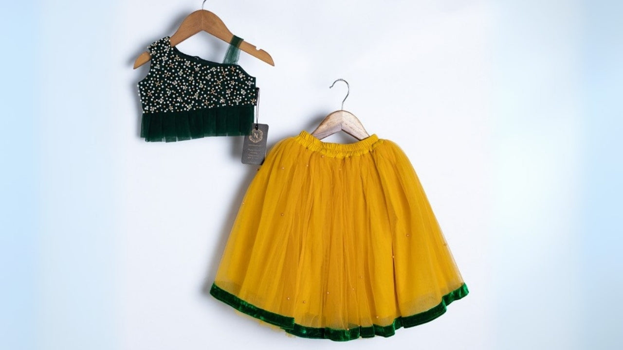  Skirt and Top Sets 