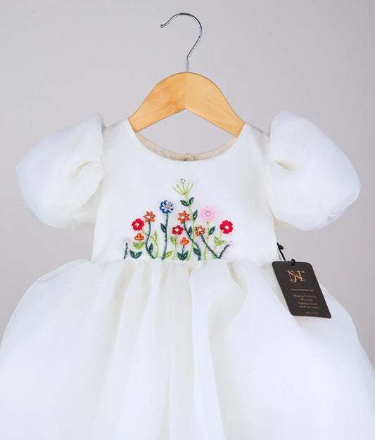 Offwhite Plain Organza Flower Theme Dress For Baby Girl [Pre-Order : 5268]
