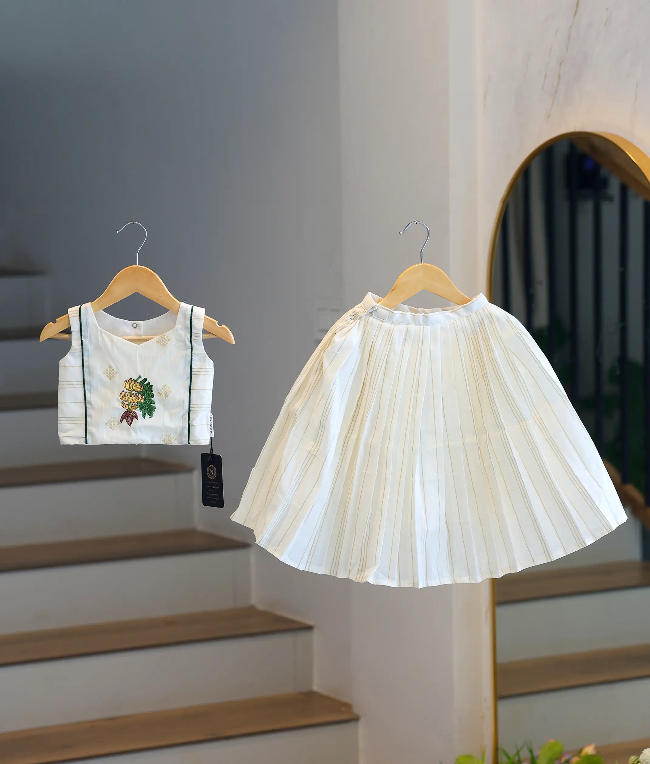 Off-White Embroidery Cotton Skirt and Top for Baby Girls [6330]