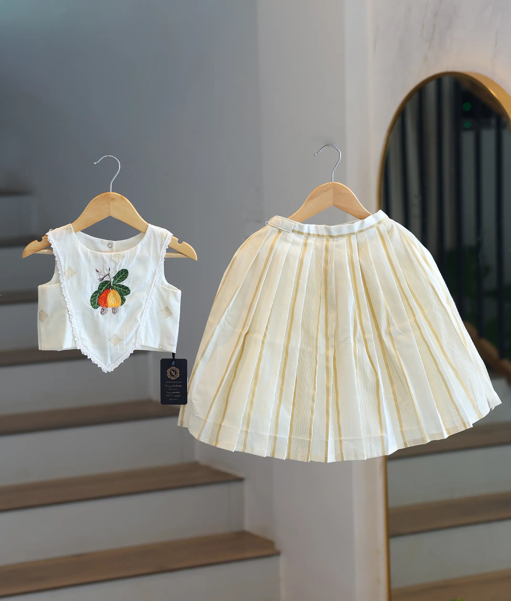 Off-White Embroidery Cotton Skirt and Top for Baby Girls [6362]