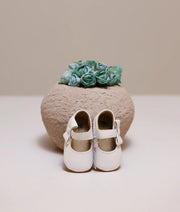 Stylish Shoes For Your Little One [B12]