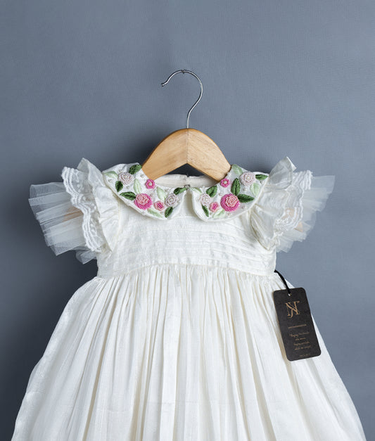 Girl Baptism Dress For Your Little One [2599]