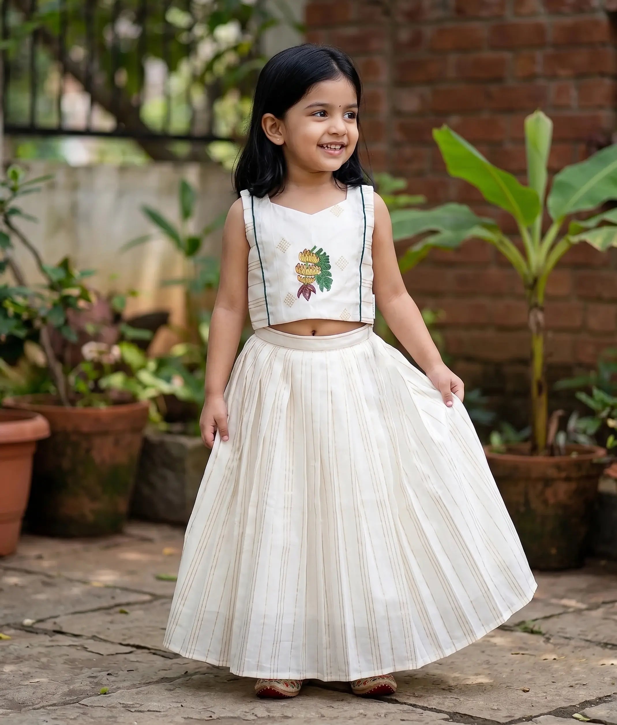 Off-White Embroidery Cotton Skirt and Top for Baby Girls [6330]
