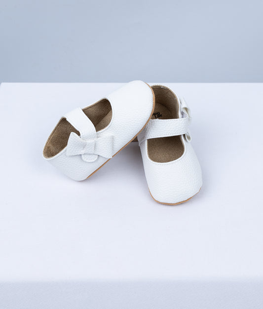 Stylish Shoes For Your Little One [B12]